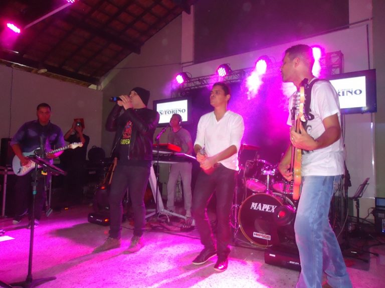 Música solidária: artistas que ajudam o Laiite
