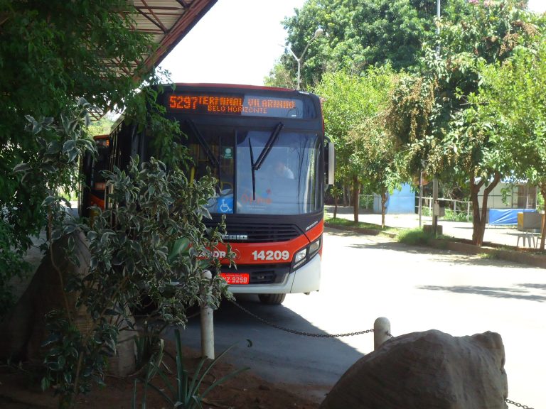Novo ano, má notícia: o ônibus para BH aumentou. E continua tão difícil quanto antes