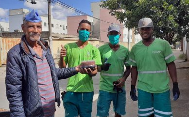 Garis ganham homenagem dos moradores do Felipe Cláudio