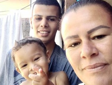 Milagres do Help: a mulher que precisou trocar trabalho por gás e acabou arrumando um emprego