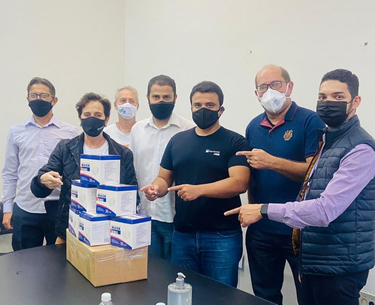 Na política eles discordam, mas se unem na hora de proteger o cidadão