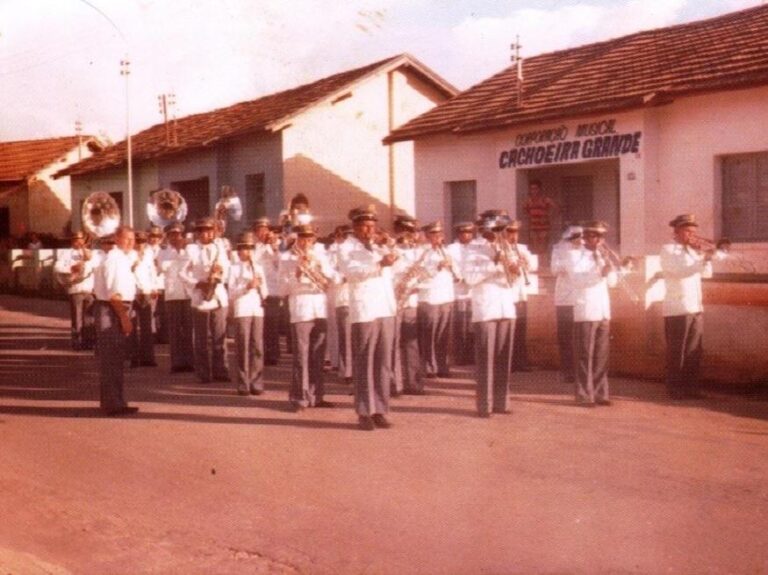 Estão “destombando” a casa da música em Pedro Leopoldo