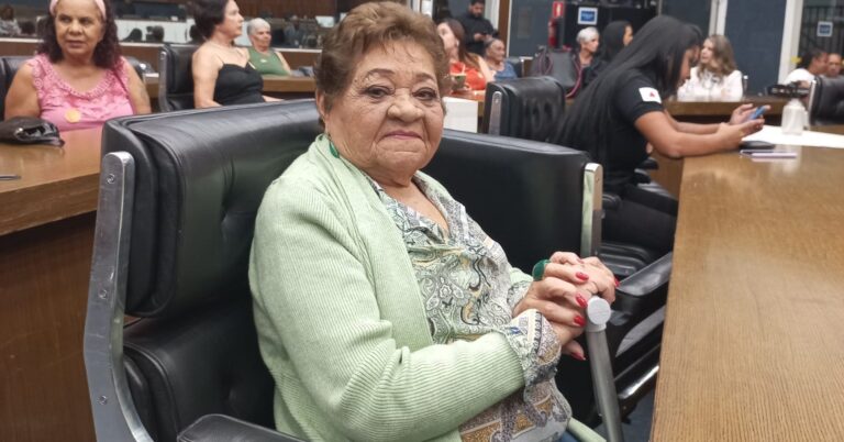 Moradora de Pedro Leopoldo recebe homenagem na Câmara de BH