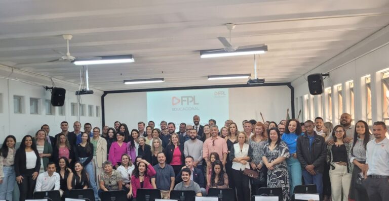 FPL recebe egressos e novos alunos do curso de Direito