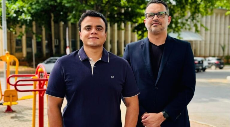 Emiliano anuncia Gabriel Albino como Secretário de Governo