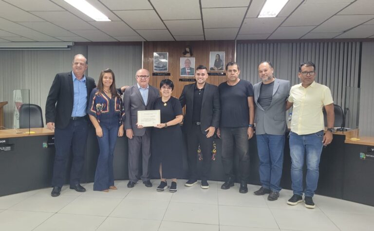 FPL recebe homenagem da Câmara Municipal
