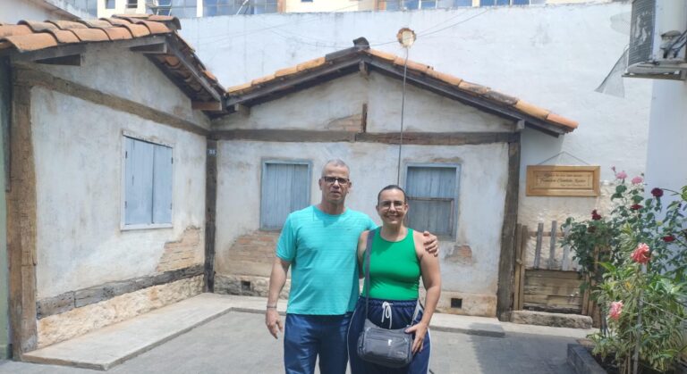 Visita a Pedro Leopoldo de um admirador de Chico Xavier