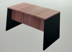 MESA RETA PÉ PAINEL