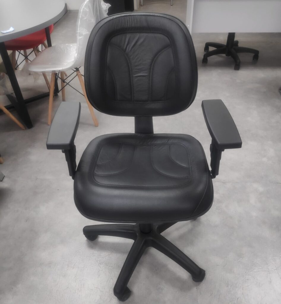 CADEIRA SECRETÁRIA BACK SYSTEM CORANO GOMADO